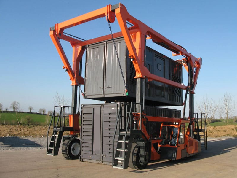 Multifunctional-Container-Straddle-Carrier